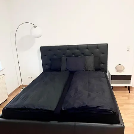 Sophie شقة فايل أم راين